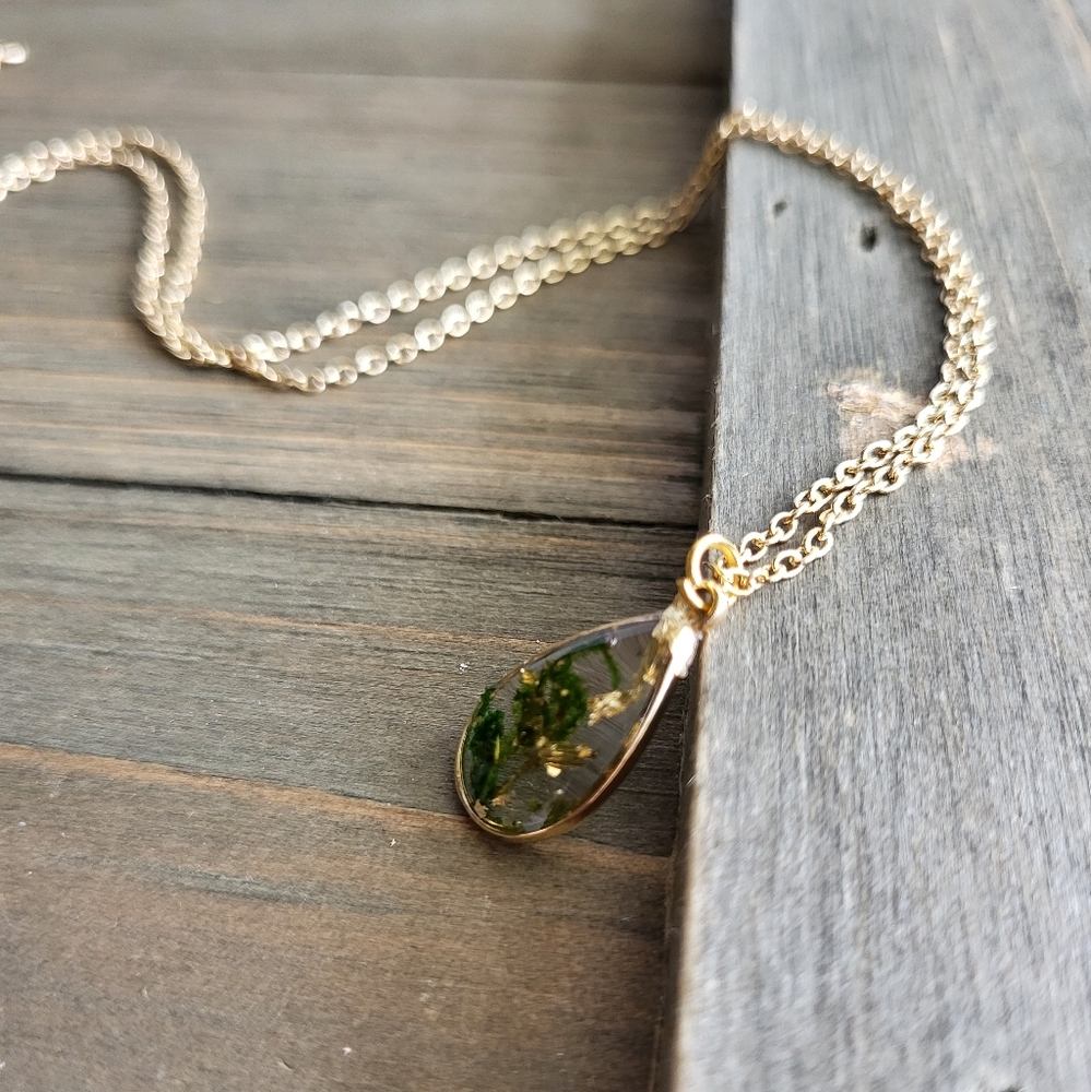 Petite Green Moss Resin Teardrop Necklace- Handmade Necklace- 18 Karat Gold Neck - Picture 5 of 7